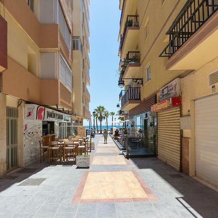 Malagasuite Fuengirola Pier Exteriör bild